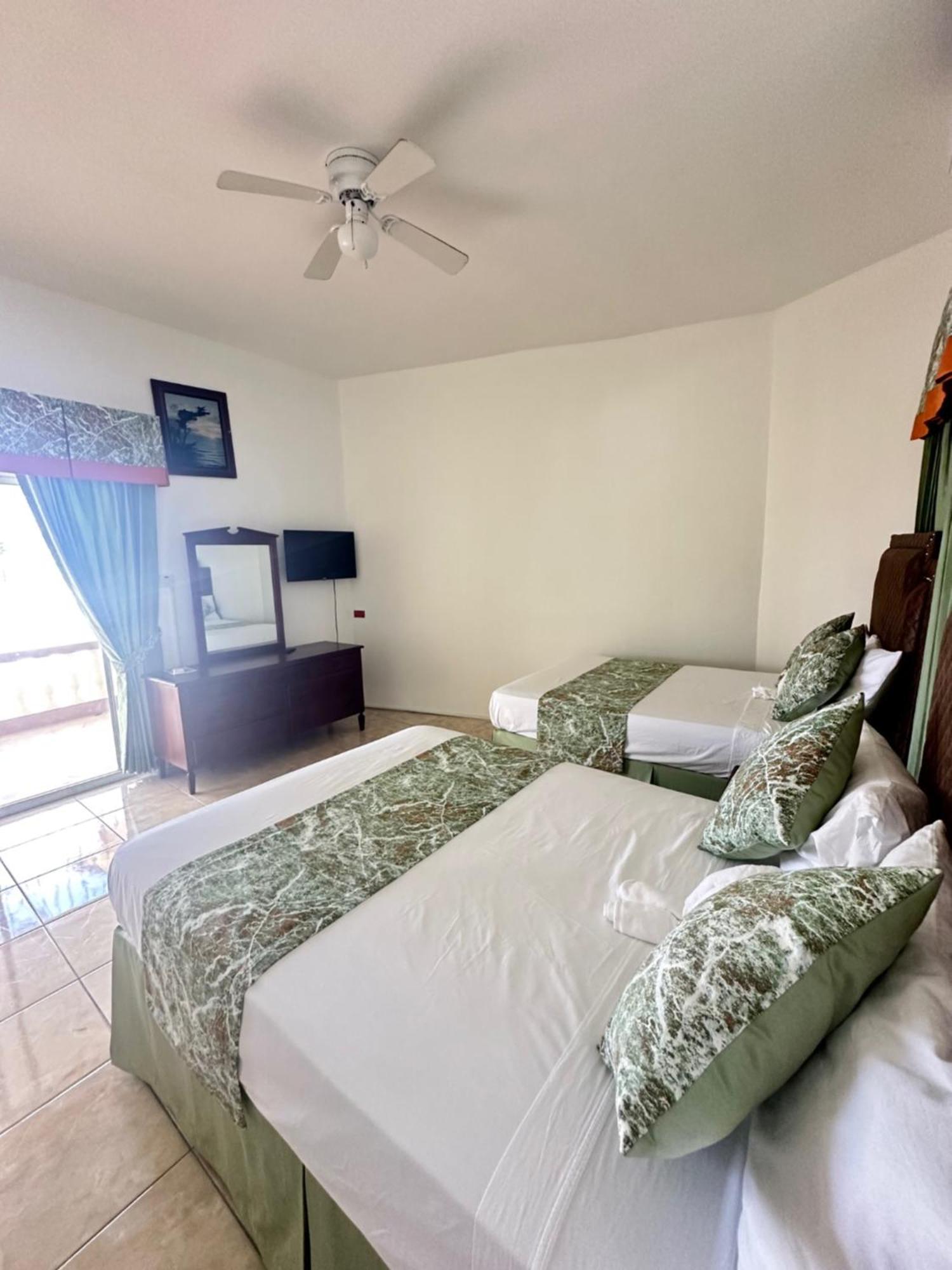 Ocean Sight Villa Montego Bay Exterior photo