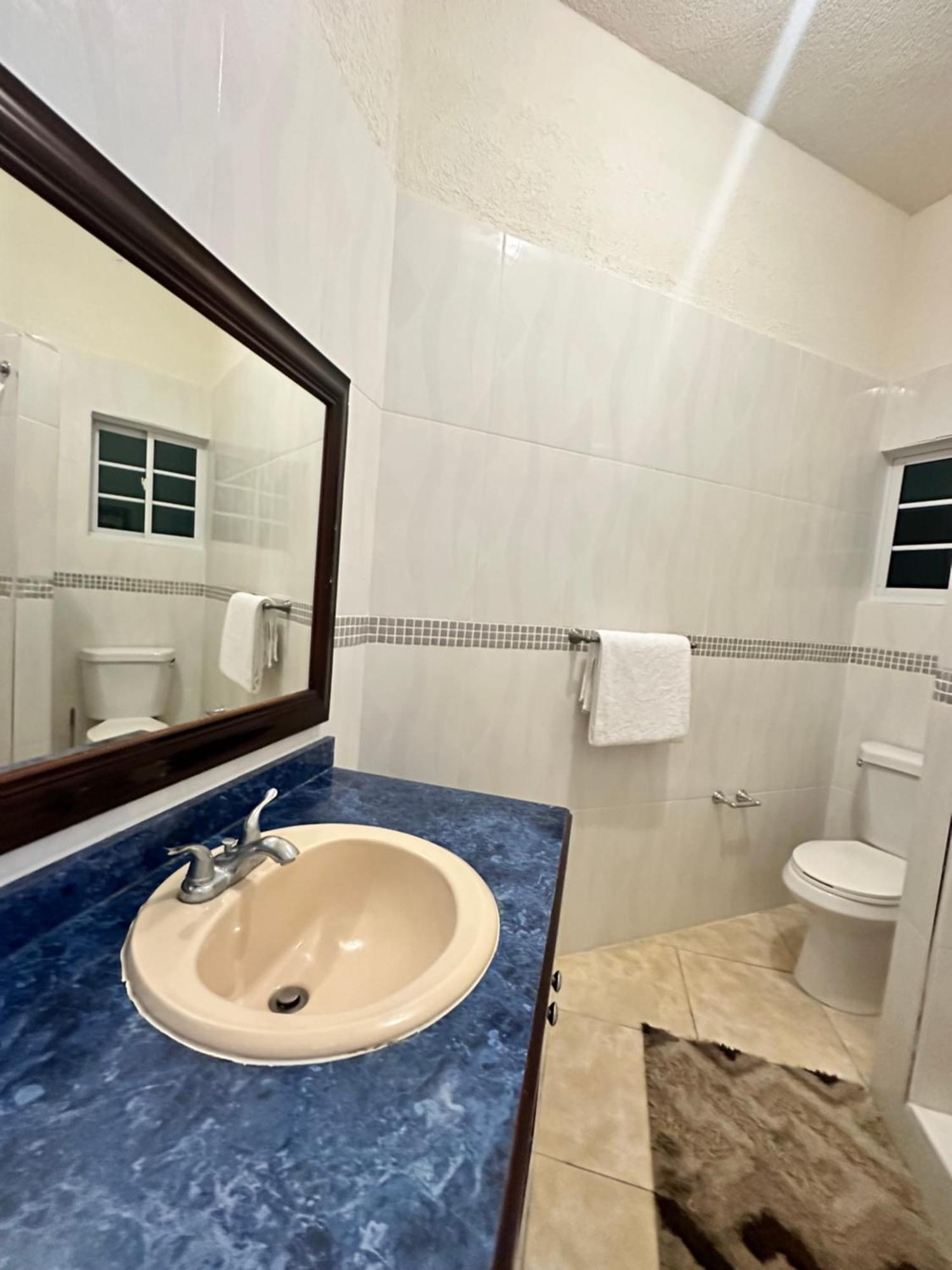 Ocean Sight Villa Montego Bay Exterior photo